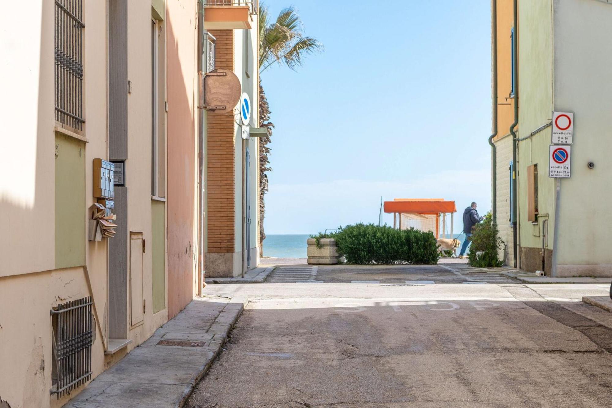 Italian Experience-La Rondine Apartment Porto Recanati Exterior foto